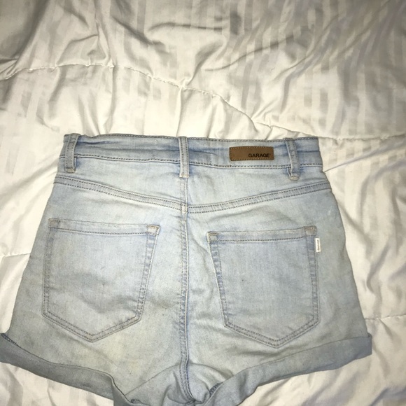 Light blue ripped high rise shorts - Picture 2 of 2